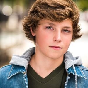 Meet your Posher, Logan